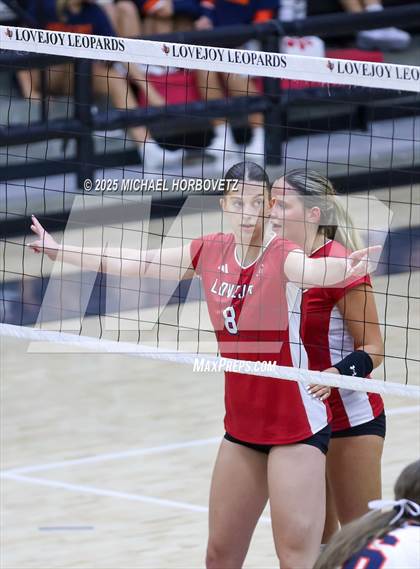 Thumbnail 3 in Wakeland @ Lovejoy photogallery.