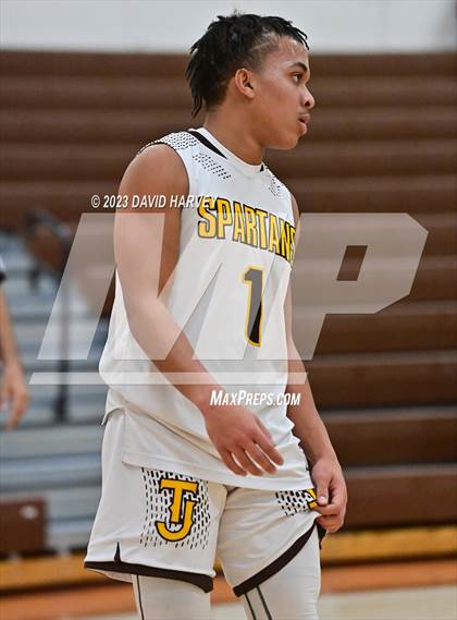 Thumbnail 2 in Denver East vs Thomas Jefferson photogallery.