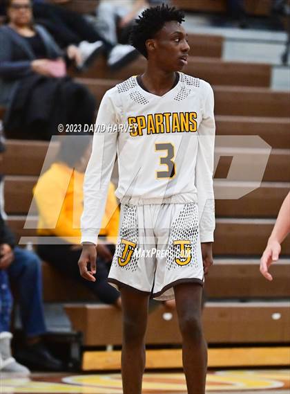 Thumbnail 3 in Denver East vs Thomas Jefferson photogallery.