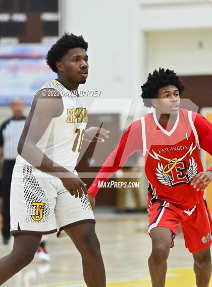 Thumbnail 2 in Denver East vs Thomas Jefferson photogallery.