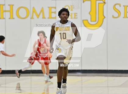 Thumbnail 2 in Denver East vs Thomas Jefferson photogallery.