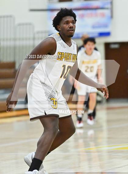 Thumbnail 3 in Denver East vs Thomas Jefferson photogallery.