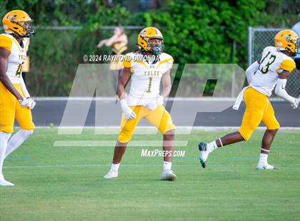 Thumbnail 2 in Yulee @ Clay photogallery.
