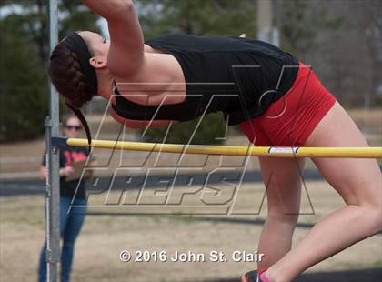 Thumbnail 1 in Warren County vs. Coffee County Central photogallery.