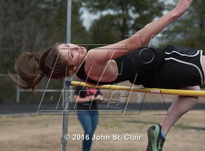 Thumbnail 3 in Warren County vs. Coffee County Central photogallery.