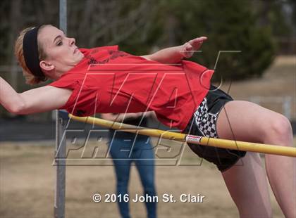 Thumbnail 1 in Warren County vs. Coffee County Central photogallery.