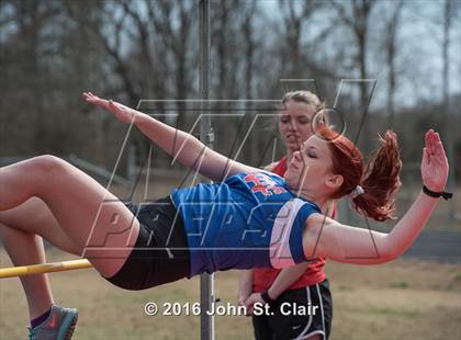 Thumbnail 2 in Warren County vs. Coffee County Central photogallery.