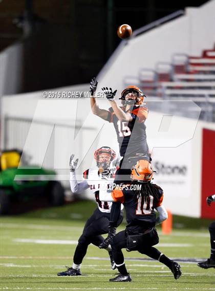 Thumbnail 2 in Warren vs. Pea Ridge (AAA 4A Final) photogallery.