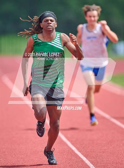 Thumbnail 2 in Northland Christian Relays (400M) photogallery.
