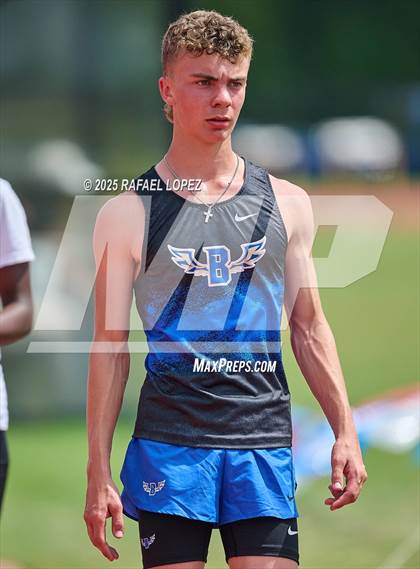 Thumbnail 1 in Northland Christian Relays (400M) photogallery.
