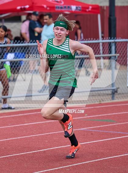 Thumbnail 2 in Northland Christian Relays (400M) photogallery.