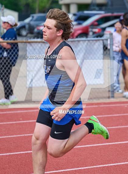 Thumbnail 3 in Northland Christian Relays (400M) photogallery.