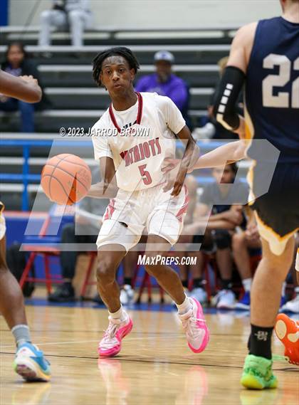 Thumbnail 2 in Goose Creek Memorial vs. Westbury Christian photogallery.