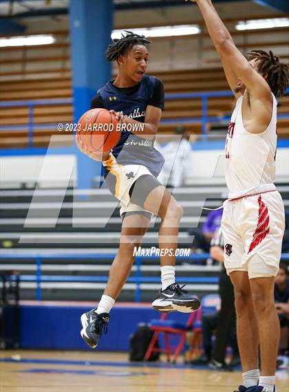 Thumbnail 1 in Goose Creek Memorial vs. Westbury Christian photogallery.