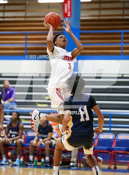 Thumbnail 3 in Goose Creek Memorial vs. Westbury Christian photogallery.