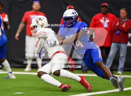 Thumbnail 3 in Atascocita vs Dickinson (UIL 6A Area Playoff) photogallery.