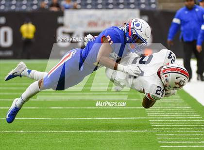 Thumbnail 3 in Atascocita vs Dickinson (UIL 6A Area Playoff) photogallery.