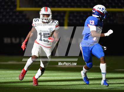 Thumbnail 3 in Atascocita vs Dickinson (UIL 6A Area Playoff) photogallery.