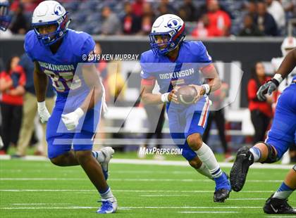 Thumbnail 2 in Atascocita vs Dickinson (UIL 6A Area Playoff) photogallery.
