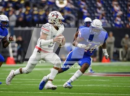 Thumbnail 2 in Atascocita vs Dickinson (UIL 6A Area Playoff) photogallery.