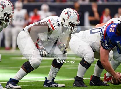 Thumbnail 2 in Atascocita vs Dickinson (UIL 6A Area Playoff) photogallery.