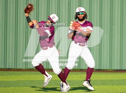 Thumbnail 3 in Mansfield Timberview vs Aledo (UIL 5A Quarterfinal) photogallery.