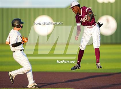 Thumbnail 2 in Mansfield Timberview vs Aledo (UIL 5A Quarterfinal) photogallery.