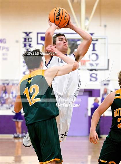 Thumbnail 3 in Battle Mountain @ Yerington photogallery.