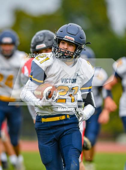Thumbnail 2 in Victor @ Penfield photogallery.