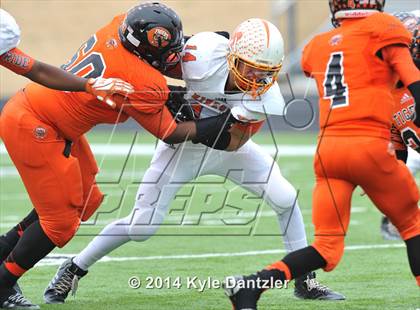 Thumbnail 3 in Mineola vs. Commerce (UIL 3A Division 1 Region 2 Area) photogallery.