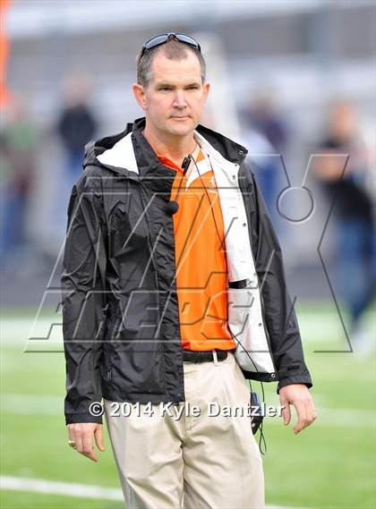 Thumbnail 1 in Mineola vs. Commerce (UIL 3A Division 1 Region 2 Area) photogallery.