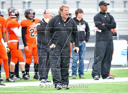Thumbnail 2 in Mineola vs. Commerce (UIL 3A Division 1 Region 2 Area) photogallery.