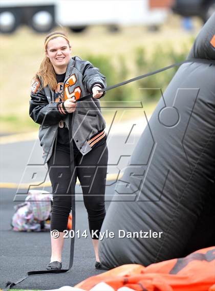 Thumbnail 3 in Mineola vs. Commerce (UIL 3A Division 1 Region 2 Area) photogallery.