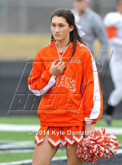 Thumbnail 3 in Mineola vs. Commerce (UIL 3A Division 1 Region 2 Area) photogallery.