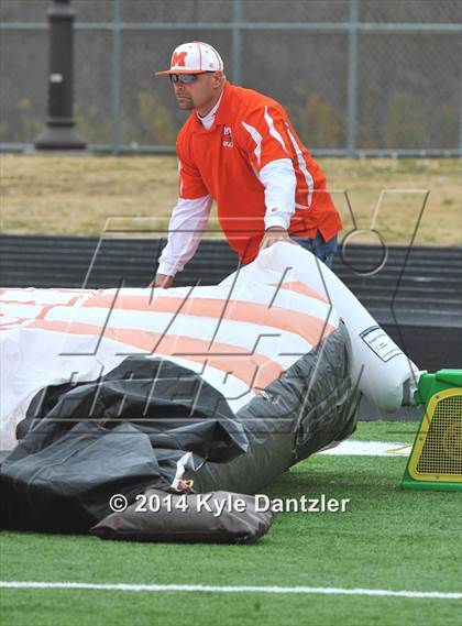 Thumbnail 3 in Mineola vs. Commerce (UIL 3A Division 1 Region 2 Area) photogallery.