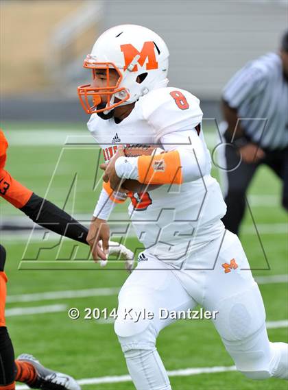 Thumbnail 1 in Mineola vs. Commerce (UIL 3A Division 1 Region 2 Area) photogallery.