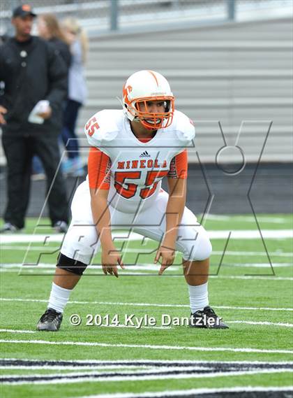 Thumbnail 1 in Mineola vs. Commerce (UIL 3A Division 1 Region 2 Area) photogallery.