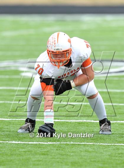 Thumbnail 3 in Mineola vs. Commerce (UIL 3A Division 1 Region 2 Area) photogallery.