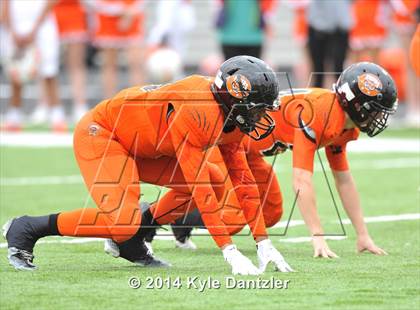 Thumbnail 3 in Mineola vs. Commerce (UIL 3A Division 1 Region 2 Area) photogallery.