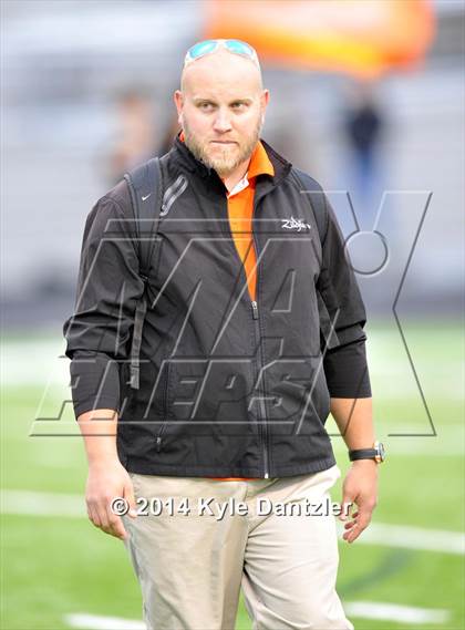 Thumbnail 2 in Mineola vs. Commerce (UIL 3A Division 1 Region 2 Area) photogallery.