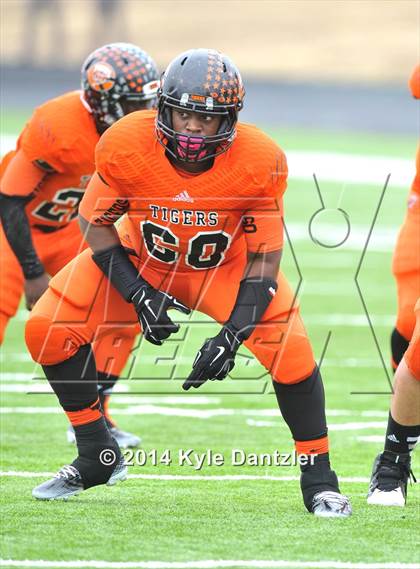 Thumbnail 2 in Mineola vs. Commerce (UIL 3A Division 1 Region 2 Area) photogallery.