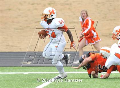 Thumbnail 2 in Mineola vs. Commerce (UIL 3A Division 1 Region 2 Area) photogallery.