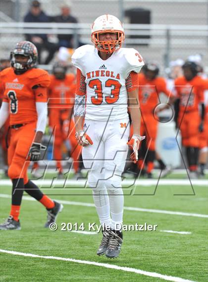 Thumbnail 3 in Mineola vs. Commerce (UIL 3A Division 1 Region 2 Area) photogallery.