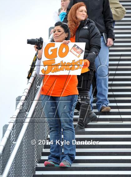 Thumbnail 1 in Mineola vs. Commerce (UIL 3A Division 1 Region 2 Area) photogallery.