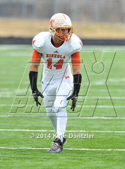 Thumbnail 2 in Mineola vs. Commerce (UIL 3A Division 1 Region 2 Area) photogallery.