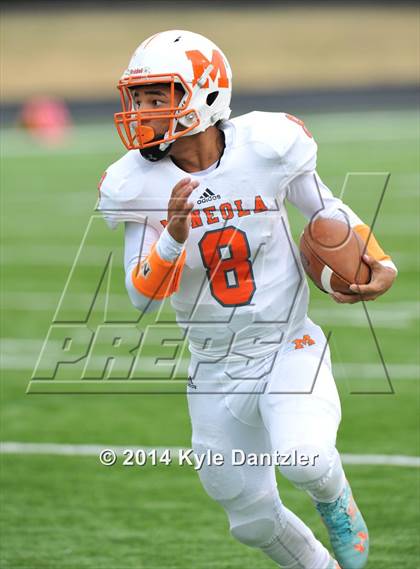 Thumbnail 2 in Mineola vs. Commerce (UIL 3A Division 1 Region 2 Area) photogallery.