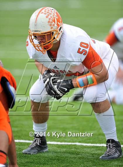 Thumbnail 1 in Mineola vs. Commerce (UIL 3A Division 1 Region 2 Area) photogallery.