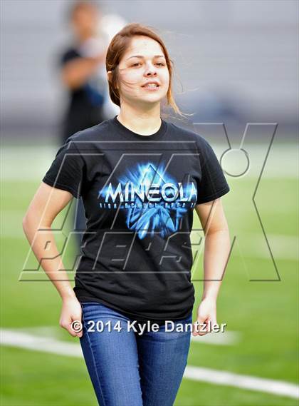 Thumbnail 1 in Mineola vs. Commerce (UIL 3A Division 1 Region 2 Area) photogallery.