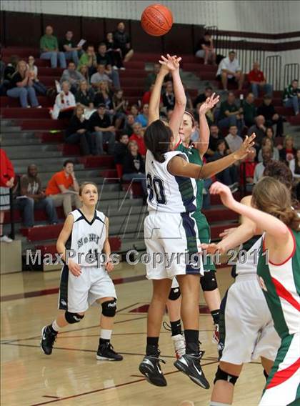 Thumbnail 2 in McNeil vs The Woodlands (5A Region 2 Area Playoff) photogallery.