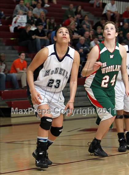 Thumbnail 2 in McNeil vs The Woodlands (5A Region 2 Area Playoff) photogallery.